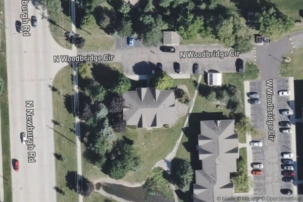 Photo of WOODBRIDGE POND APT