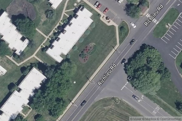 Photo of COUNTRY COMMONS APARTMENTS