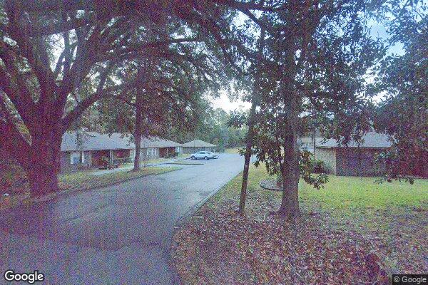 Photo of SUMMER PINES APTS