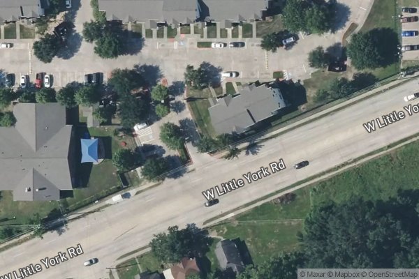 Photo of LINCOLN PARK APTS