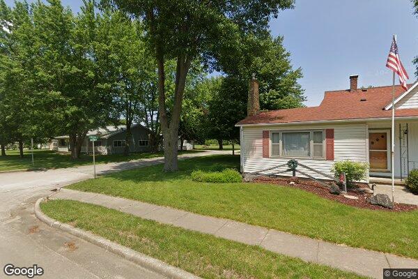 Photo of PRAIRIE MANOR APTS.