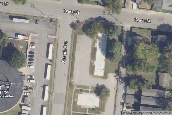 Photo of RIVERCHASE APTS