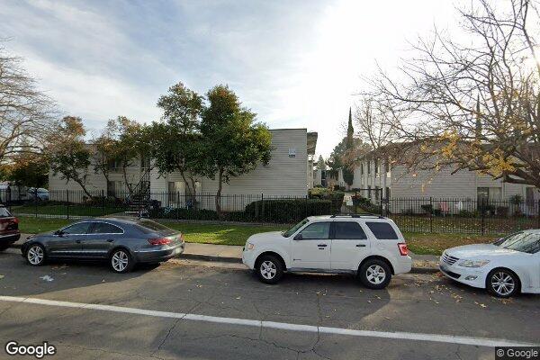 LARCHMONT ARMS APTS