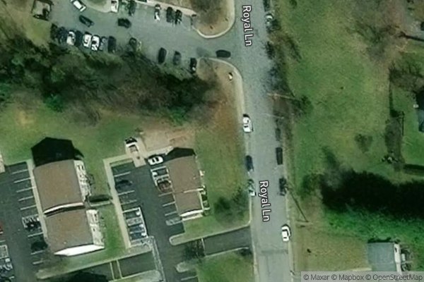 ROYAL HILLS I — Income-based apartments (LIHTC tax credit · 50% AMGI AMI) in Front Royal, Virginia
