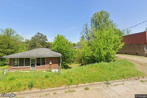 Photo of MUNDY & POPLAR APTS