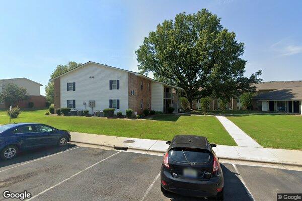 Photo of COVEY CHASE APTS