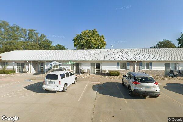 Photo of MILLER JERSEYVILLE APTS