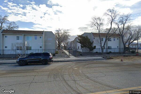 PALMDALE PARK APARTMENTS