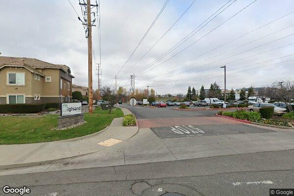 Photo of HIGHLAND CREEK APTS