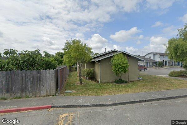 Photo of REDWOOD COURT APTS