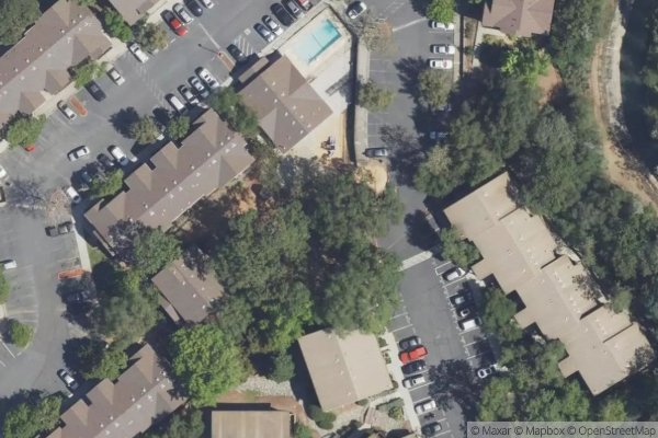 Photo of AUBURN COURT APTS