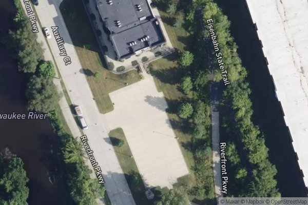 Photo of AUXILIARY COURT