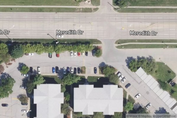 Photo of CROSS CREEK APTS OF URBANDALE