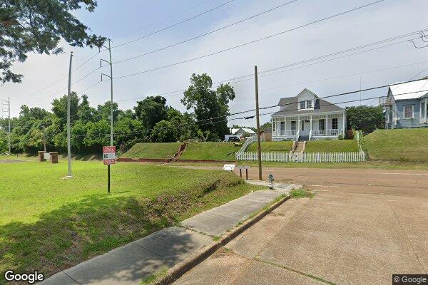 Photo of BRUMFIELD SCHOOL APTS