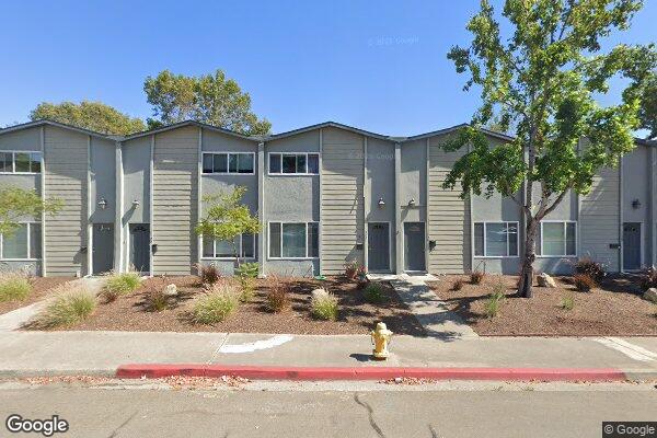 LAUREL CREEK APTS