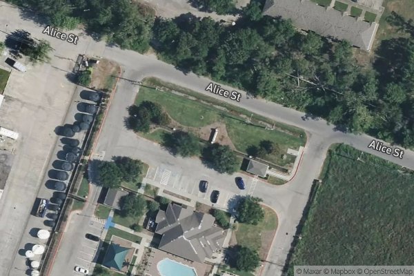 Photo of PARKSIDE POINT APTS