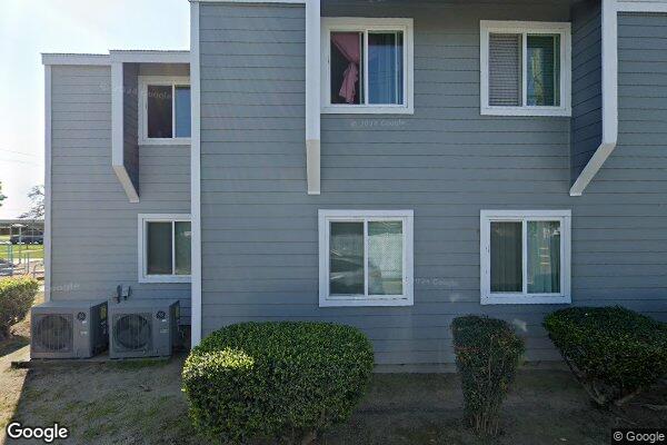 Photo of PARLIER PLAZA APTS