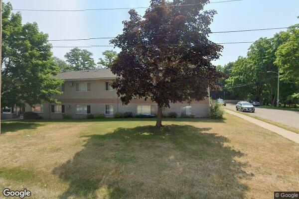 MEMORIAL CIRCLE APTS