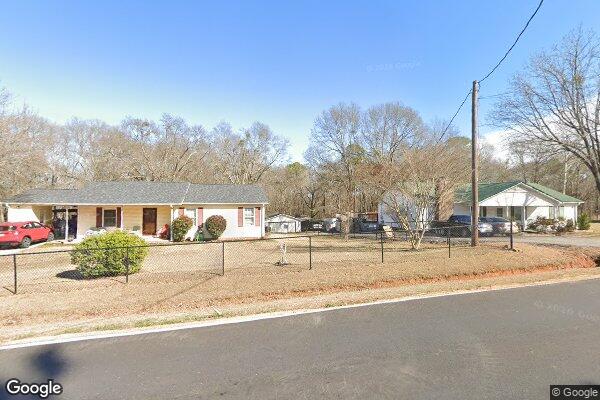 Photo of SUMMERTREE APTS