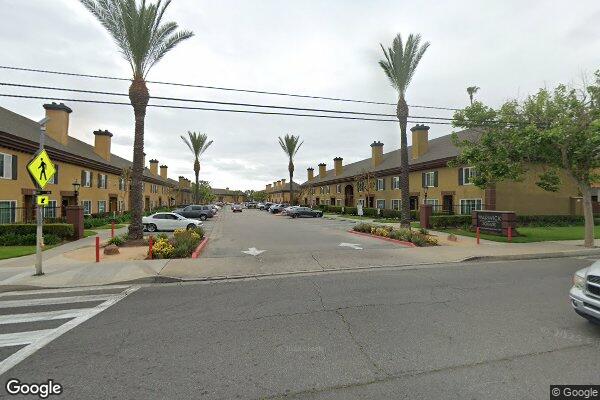 Photo of WARWICK SQUARE APTS