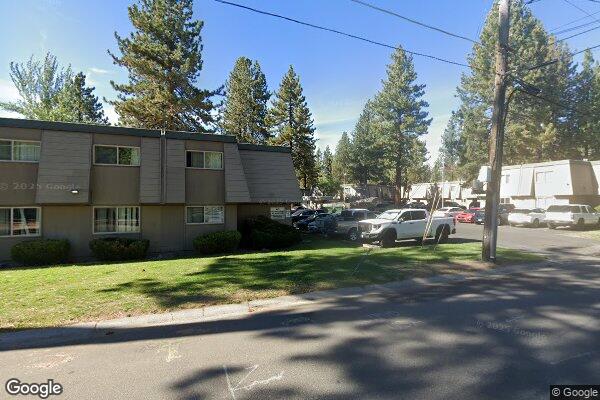 BIJOU WOODS APTS