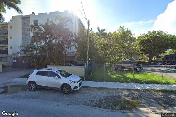 Photo of COLONIAL PLACE APARTMENTS