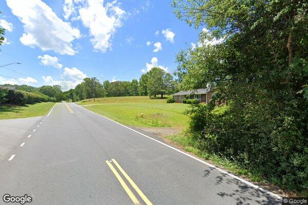 Photo of POPLAR CREEK APTS