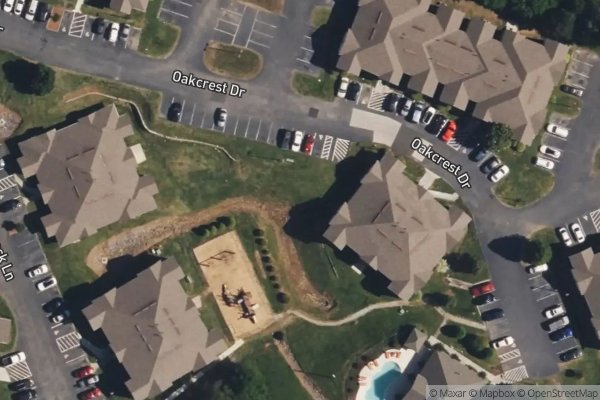 Photo of OAK CREST APTS