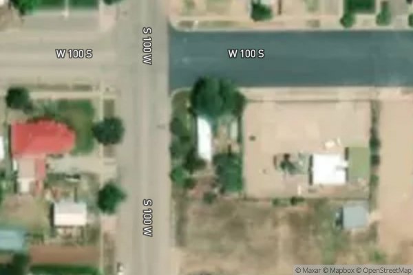 Photo of BAUS BUTTE APTS.