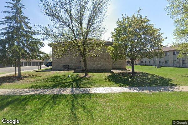Photo of SCHOOL VIEW SQUARE APTS METROPLAINS MGMT