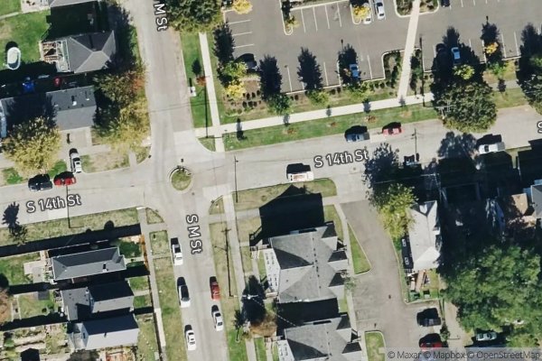 Photo of COMMONWEALTH APARTMENTS