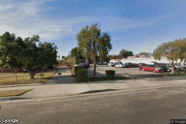 Photo of HOJAS DE PLATA APTS