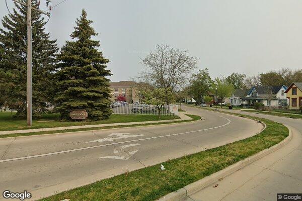Photo of LINCOLN SCHOOL HISTORIC APTS
