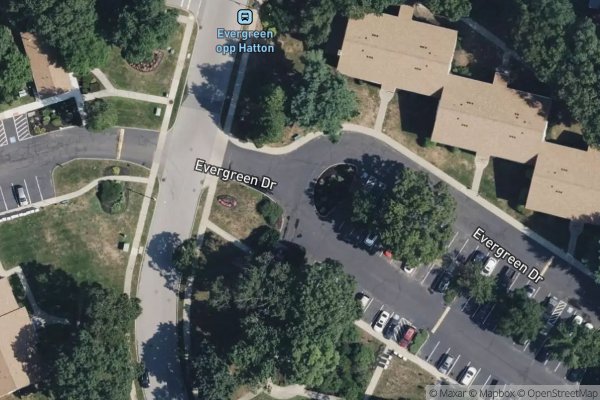 Photo of EVERGREEN DRIVE APTS